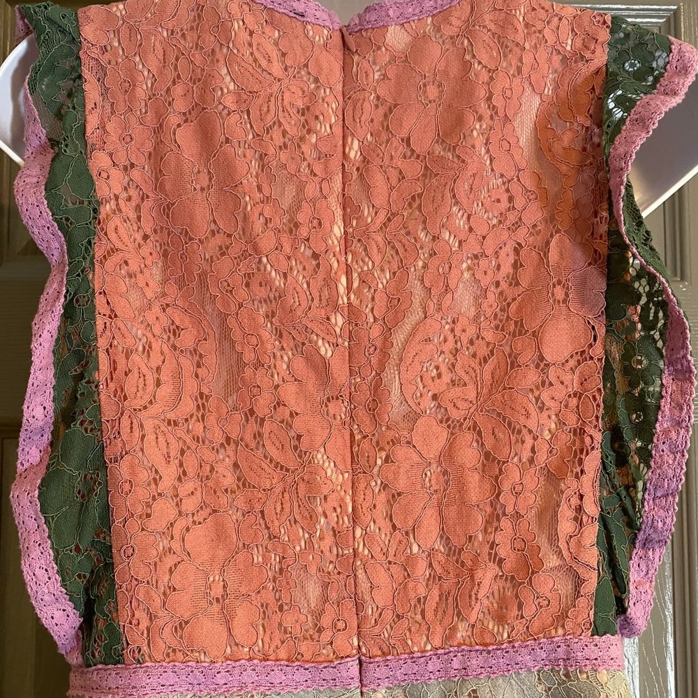 Sugar Lips Color block Lace Peplum Top - Picture 6 of 11